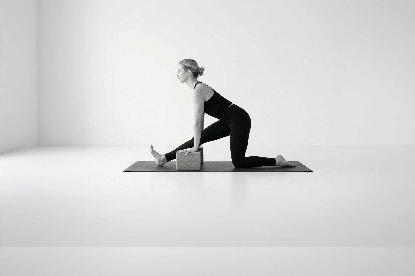 Joga po práci v Habit Studio Košice – uvoľnenie tela, pretiahnutie a regenerácia po dni v práci